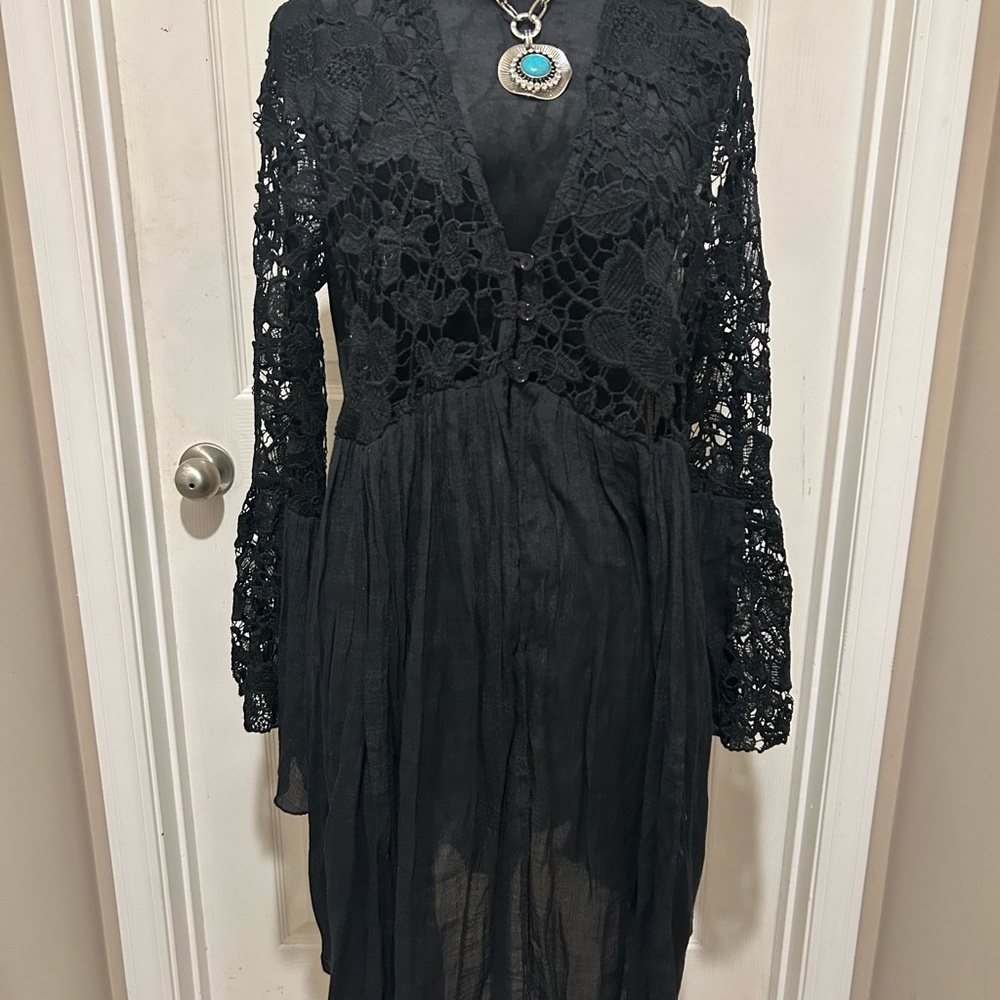 Black Lace Long Sleeve Dress/Tunic